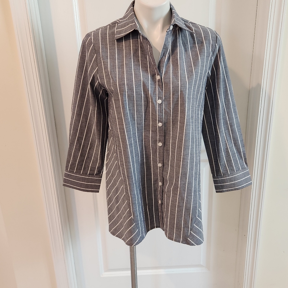 Finley gray white stripes button down shirt medium - Picture 1 of 6
